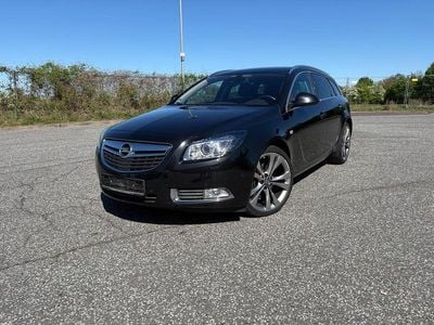 Gebraucht Opel Insignia 160 PS (117 kW) 2013 Schwarz Limousine