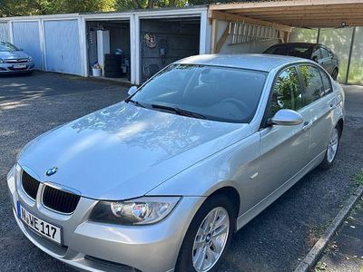 Gebraucht BMW 318 Performance 129 PS (94 kW) 2005 Silber Limousine