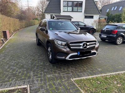 Mercedes GLC220