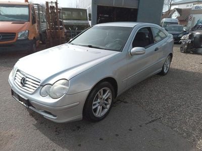 Gebraucht Mercedes CL200 163 PS (119 kW) 2002 Silber Coupé