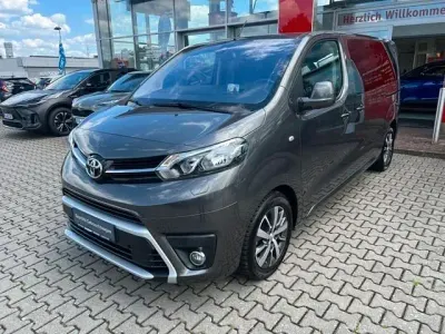 Gebraucht Toyota Proace Verso Comfort 150 PS (110 kW) 2020 Basaltgrau metallic Kombi