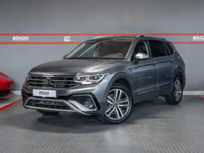 Gebraucht VW Tiguan Allspace Business 190 PS (139 kW) 2022 Platinum grey metallic SUV