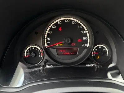 Gebraucht VW up! 75 PS (55 kW) 2013 Weiß Kleinwagen