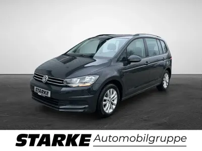 Gebraucht VW Touran Comfortline 150 PS (110 kW) 2019 Grau Van / Kleinbus