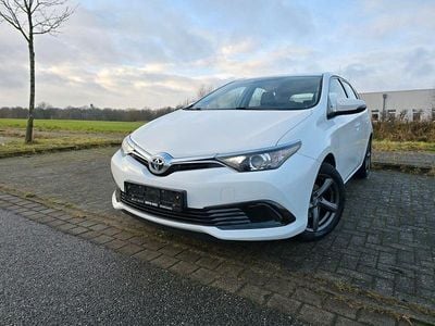 Gebraucht Toyota Auris Comfort 99 PS (72 kW) 2017 Weiß Limousine