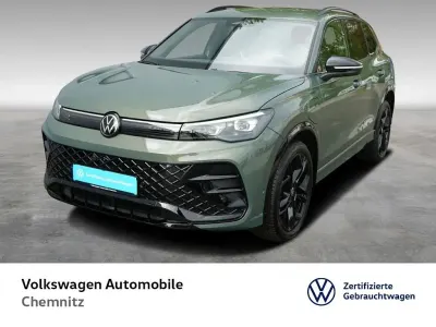 Gebraucht VW Tiguan R-line 272 PS (200 kW) 2025 D4 cipressinogrün metallic SUV