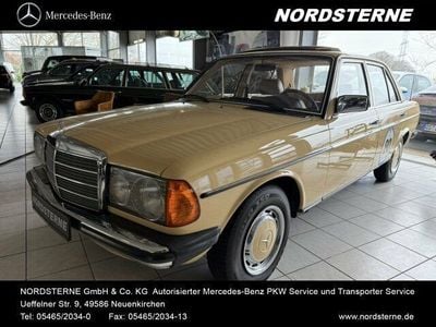 Gebraucht Mercedes 200 94 PS (69 kW) 1980 Weizengelb Limousine