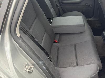 Gebraucht Audi A4 175 PS (128 kW) 2004 Grau Limousine