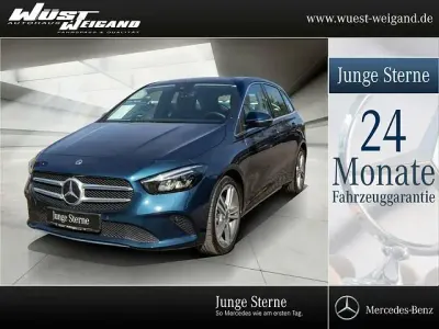 Gebraucht Mercedes B250e Progressive 160 PS (117 kW) 2022 Blau Kleinwagen