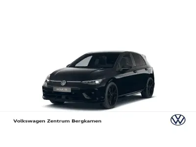 Używany VW Golf VIII Black Edition 333 KM (244 kW) 2025 Czarny Sedan/Limuzyna