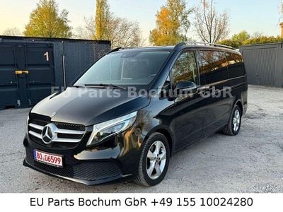 Mercedes V220
