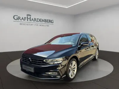 Gebraucht VW Passat R-line 200 PS (147 kW) 2023 Schwarz Kombi