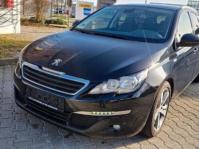 Gebraucht Peugeot 308 SW Style 120 PS (88 kW) 2015 Schwarz Kombi