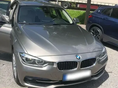 Gebraucht BMW 318 Comfort Edition 136 PS (100 kW) 2016 Silber Limousine