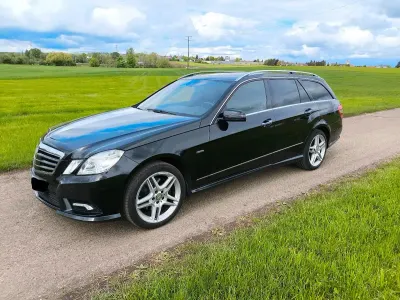 Gebraucht Mercedes E350 265 PS (194 kW) 2011 Schwarz Kombi