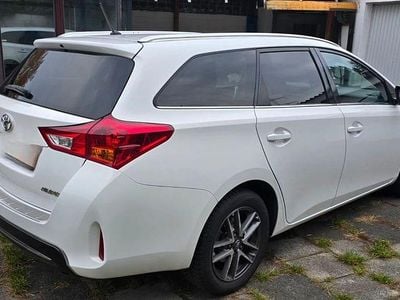 Toyota Auris Touring Sports