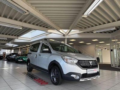Gebraucht Dacia Dokker Celebration 116 PS (85 kW) 2018 Grau Van / Kleinbus