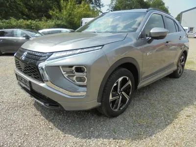 Gebraucht Mitsubishi Eclipse Cross 188 PS (138 kW) 2022 Grau SUV