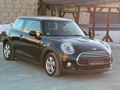 Gebraucht Mini Cooper D 116 PS (85 kW) 2014 Schwarz Kleinwagen