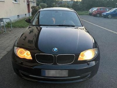 Gebraucht BMW 118 143 PS (105 kW) 2011 Schwarz Kleinwagen