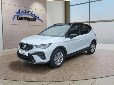 Neu Seat Arona FR 150 PS (110 kW) 2026 Nevada weiß / schwarz SUV