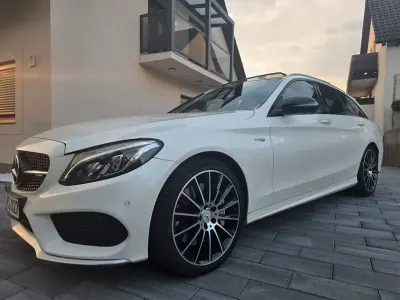 Gebraucht Mercedes C43 AMG AMG 367 PS (269 kW) 2016 Weiß Limousine