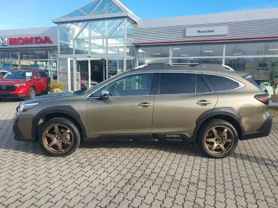 Używany Subaru Outback Platinum 169 KM (124 kW) 2025 Zielony SUV