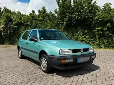 Gebraucht VW Golf III 75 PS (55 kW) 1994 Andere farben Limousine