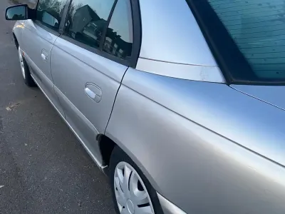 Gebraucht Opel Omega 144 PS (105 kW) 1999 Silber Limousine