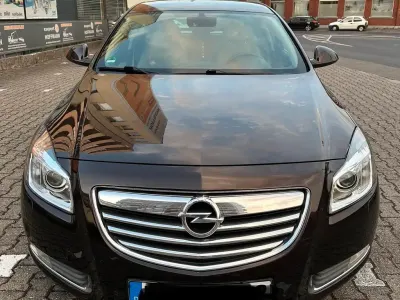 Gebraucht Opel Insignia Sport 260 PS (191 kW) 2011 Limousine