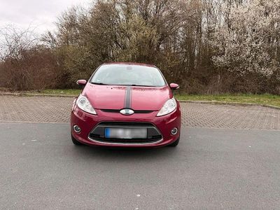 Gebraucht Ford Fiesta 82 PS (60 kW) 2009 Rot Kleinwagen