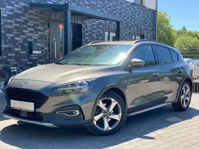 Gebraucht Ford Focus Active X 150 PS (110 kW) 2020 Grau Limousine