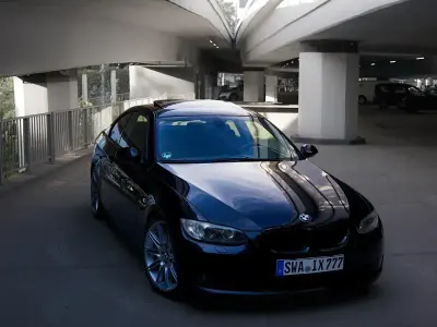 Gebraucht BMW 320 170 PS (125 kW) 2008 Schwarz Coupé