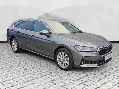 Nouă Skoda Superb Selection 150 CP (110 kW) 2026 Gri Break