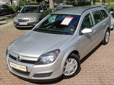 Silber Gebraucht 2005 Opel Astra Kombi | 3.480 € (Teuer)
