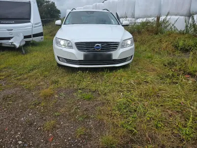 Usata Volvo V70 185 CV (136 kW) 2014 Bianco Station wagon