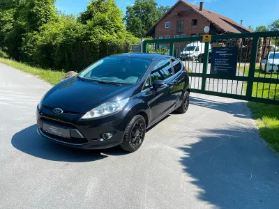 Gebraucht Ford Fiesta 82 PS (60 kW) 2009 Schwarz Kleinwagen