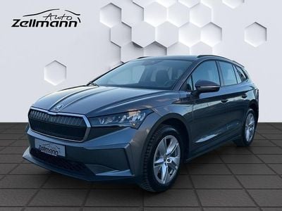 Grau Gebraucht 2023 Skoda Enyaq iV SUV | 24.977 € (Fairer Preis)