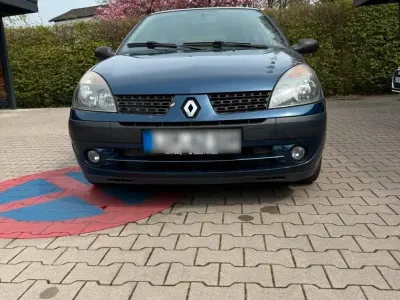 Gebraucht Renault Clio II 75 PS (55 kW) 2002 Blau Kleinwagen