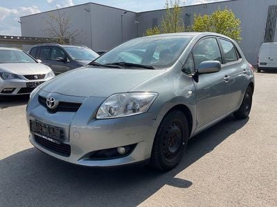 Usata Toyota Auris Life 132 CV (97 kW) 2010 Argento Utilitaria