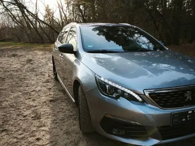 Gebraucht Peugeot 308 SW Allure 131 PS (96 kW) 2017 Kombi