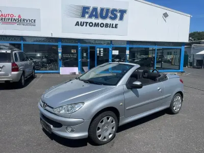 Gebraucht Peugeot 206 CC 109 PS (80 kW) 2006 Silber Cabrio
