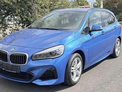 BMW 225