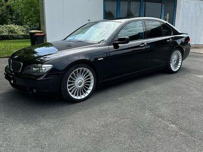 BMW 740