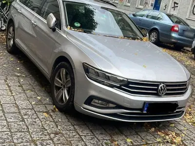 Gebraucht VW Passat Comfortline 190 PS (139 kW) 2019 Schwarz Kombi
