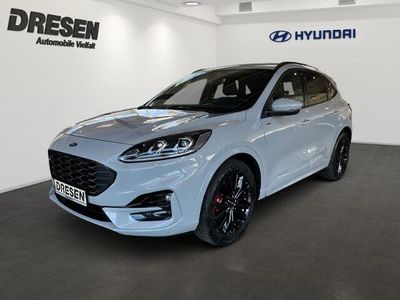 Grau Gebraucht 2024 Ford Kuga SUV | 32.640 € (Guter Preis)