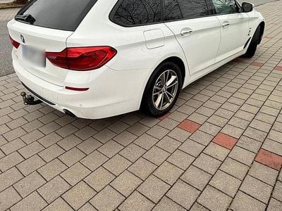 Usata BMW 530 265 CV (194 kW) 2017 Bianco Station wagon