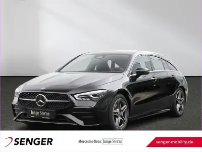 Gebraucht Mercedes CLA200 Shooting Brake AMG 163 PS (119 kW) 2025 Unilack nachtschwarz Kombi