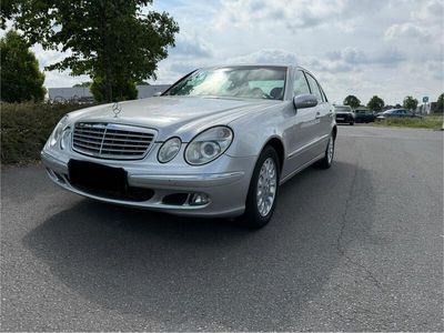 Mercedes E240