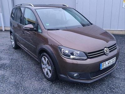 Gebraucht VW Touran Cross 170 PS (125 kW) 2012 Braun Van / Kleinbus